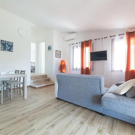 Σπίτι διακοπών Aloe 2 *